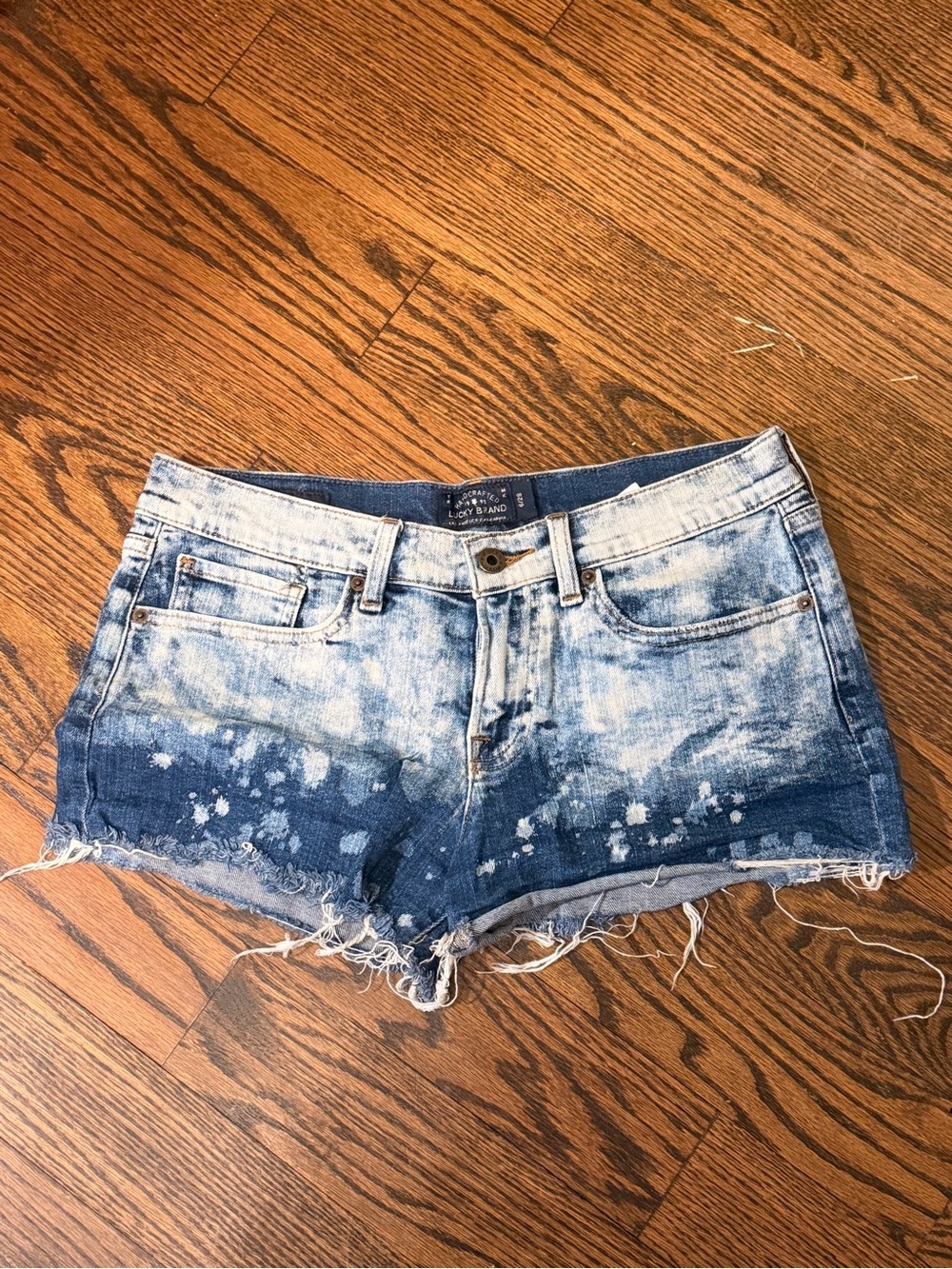 Lucky Brand Women's Distressed Ombre Denim short cut off Shorts - Blue